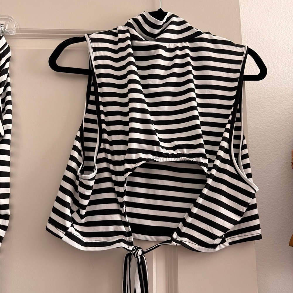 SHEIN Black and White Striped Skirt Set - Picture 7 of 9